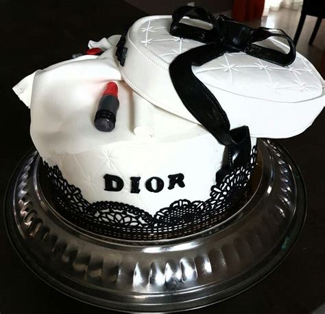 dior's desserts cake